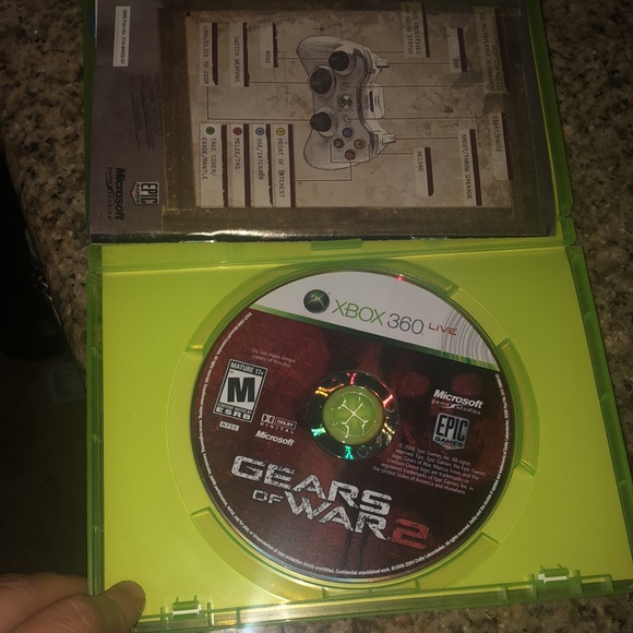 Gears of War XBox360 game - Picture 2 of 6